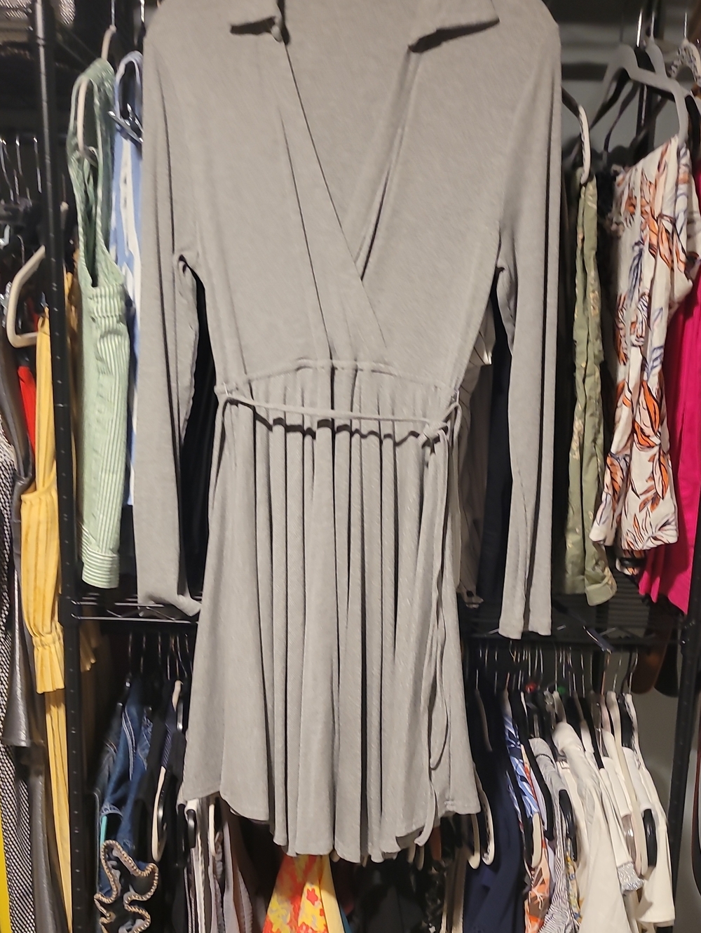 AKIRA Light Gray Long Sleeve Pleated Dress